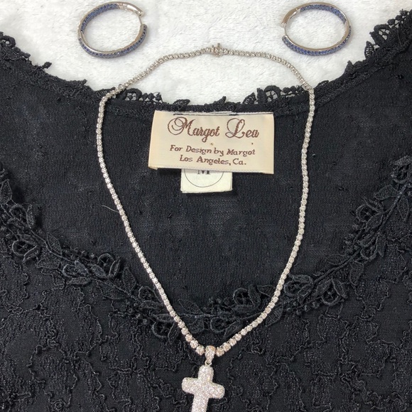 Margot Lea long sleeve black lacy midi dress - Picture 3 of 5